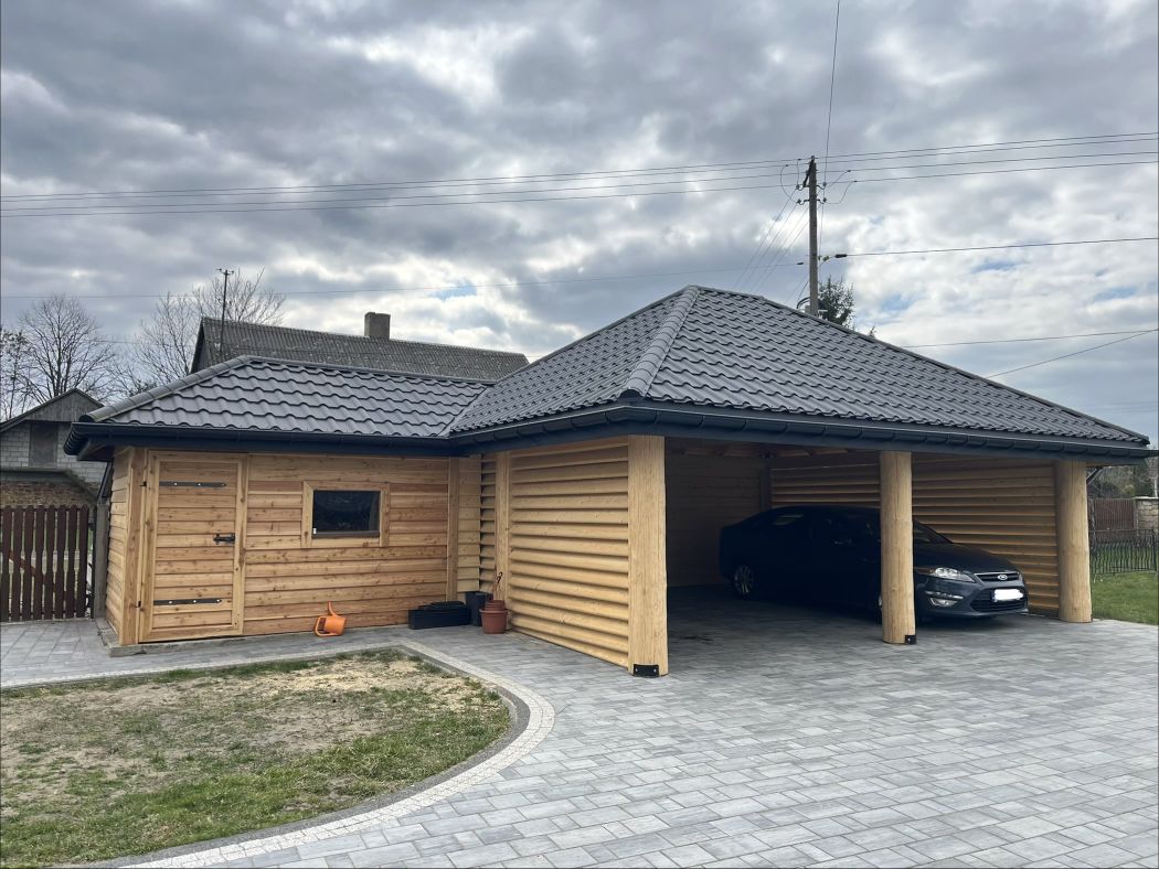 Wiata garażowa z carportem dla samochodu